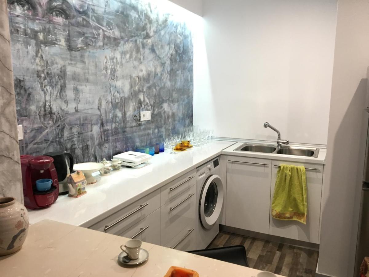 Apartment Center Piraeus Location Kastella Passalimani Port Exteriör bild