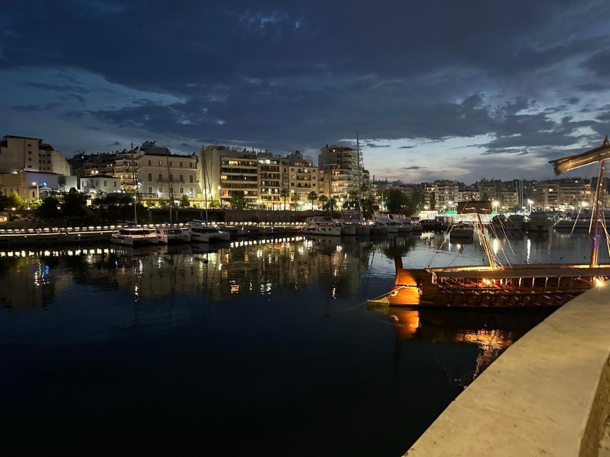 Apartment Center Piraeus Location Kastella Passalimani Port Exteriör bild